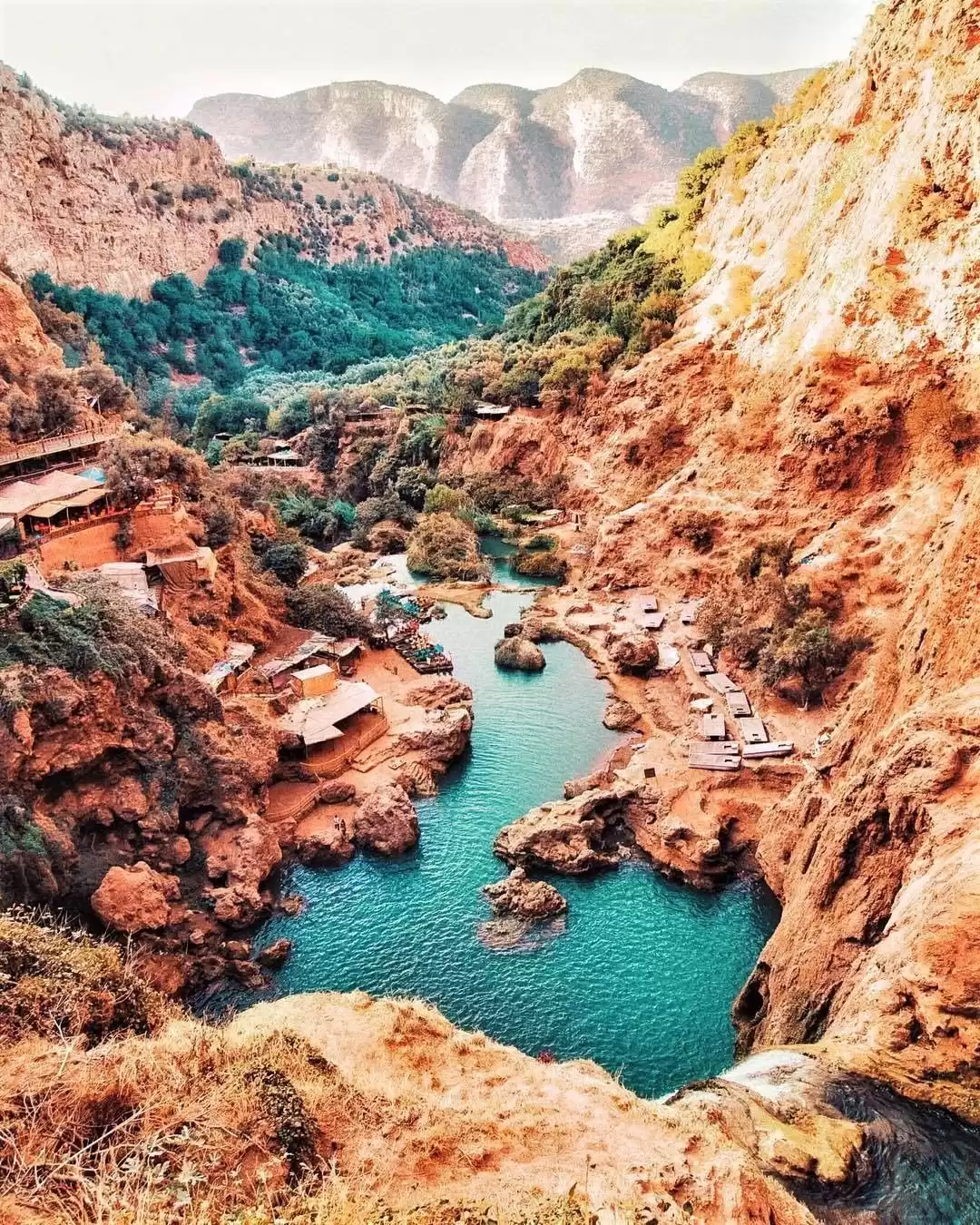 Alla scoperta del Marocco: Un arazzo di splendore culturale e bellezza naturale